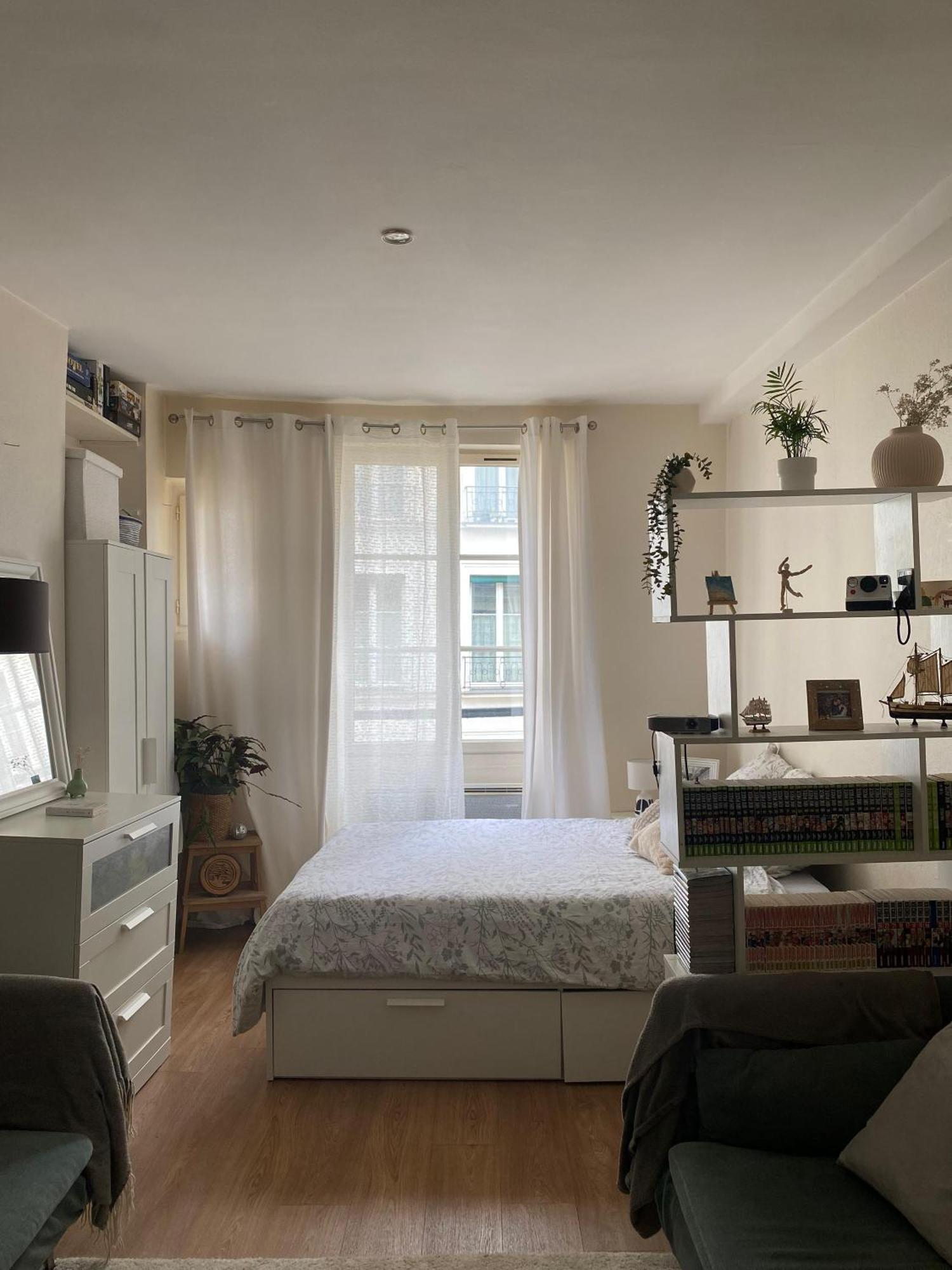 Proche Pantheon - Voisin De Emily In * Paris