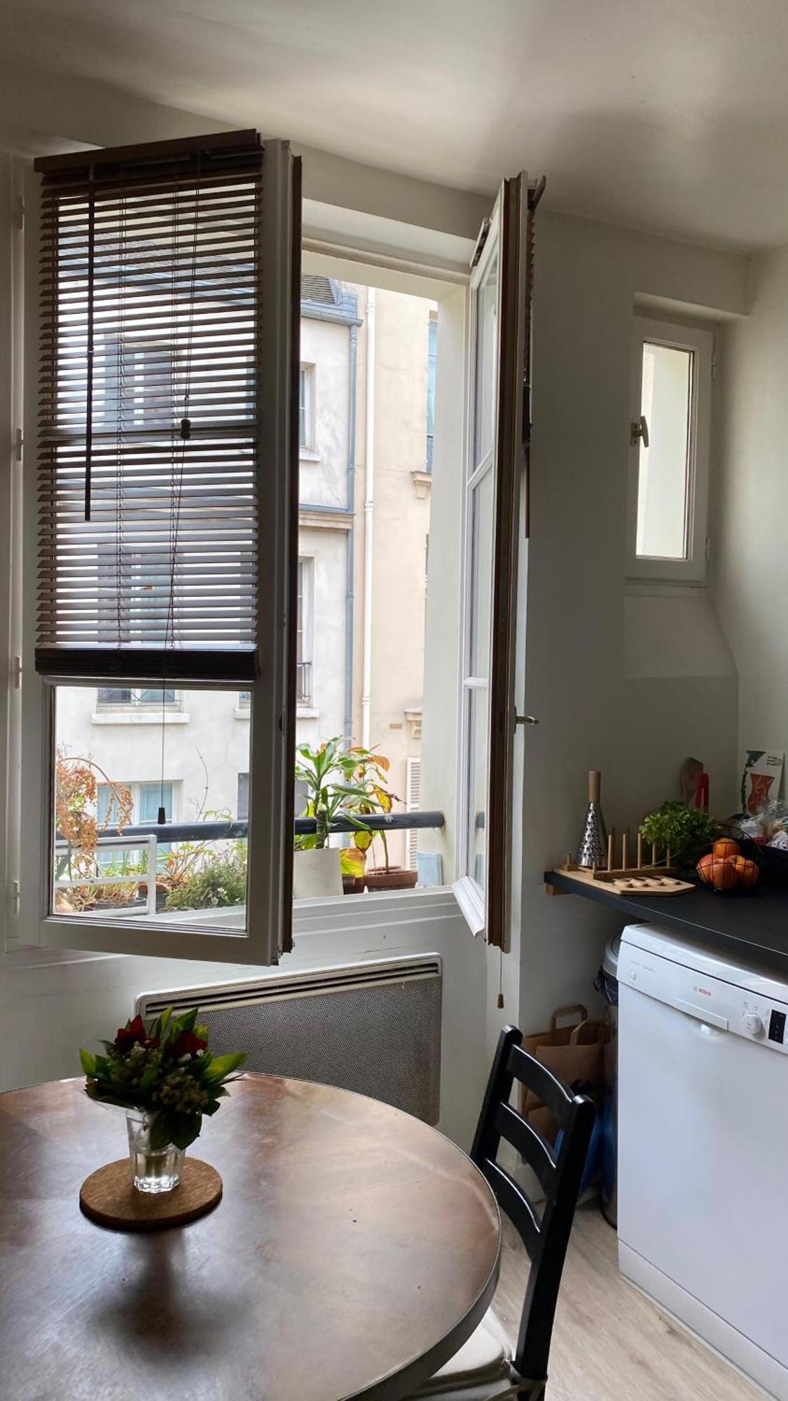 Proche Pantheon - Voisin De Emily In Apartment Paris